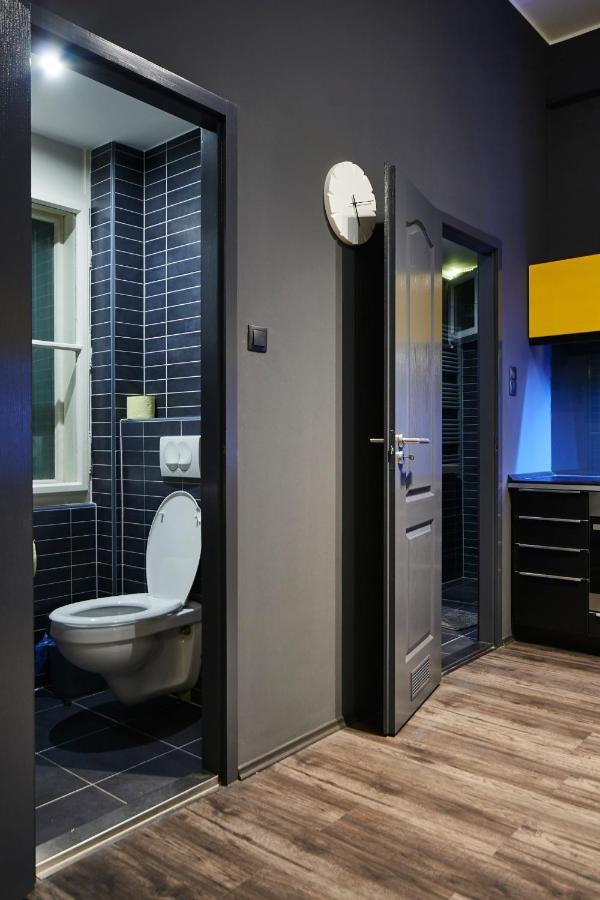 Central Location Yellow-Black Apartment Будапеща Екстериор снимка